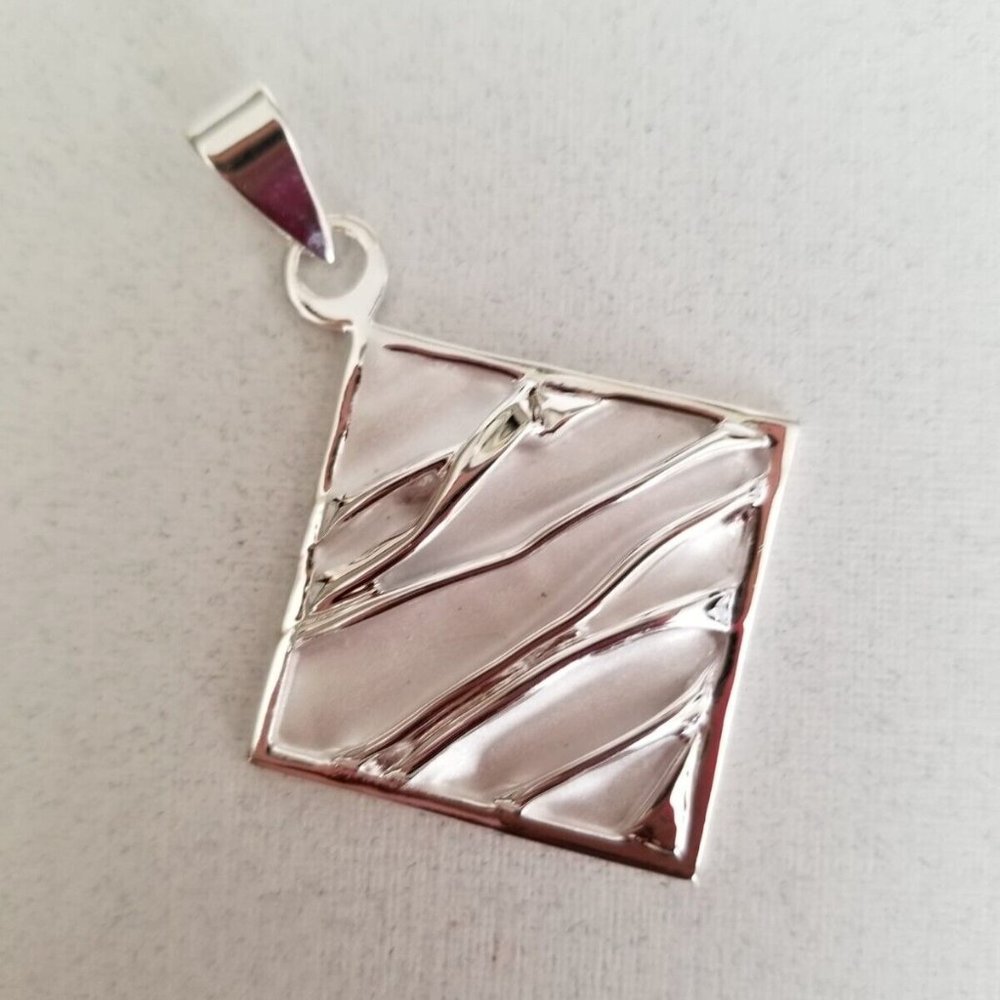925 Sterling Silver Handcrafted Two Tone Cascading Diagonal Square Pendant